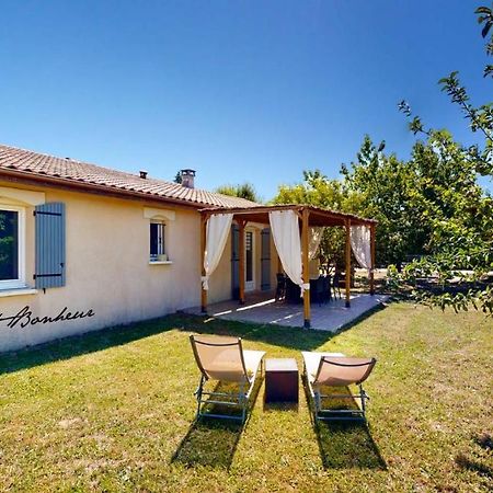 Au Petit Bonheur Villa Le Bugue Luaran gambar