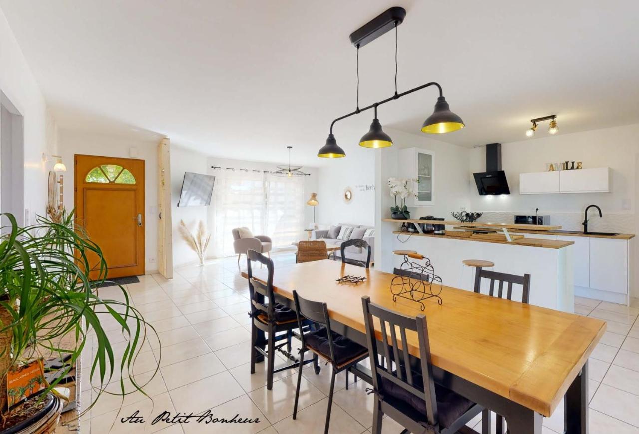 Au Petit Bonheur Villa Le Bugue Luaran gambar