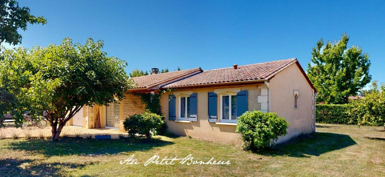 Au Petit Bonheur Villa Le Bugue Luaran gambar